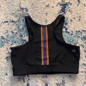 Women’s sports bra